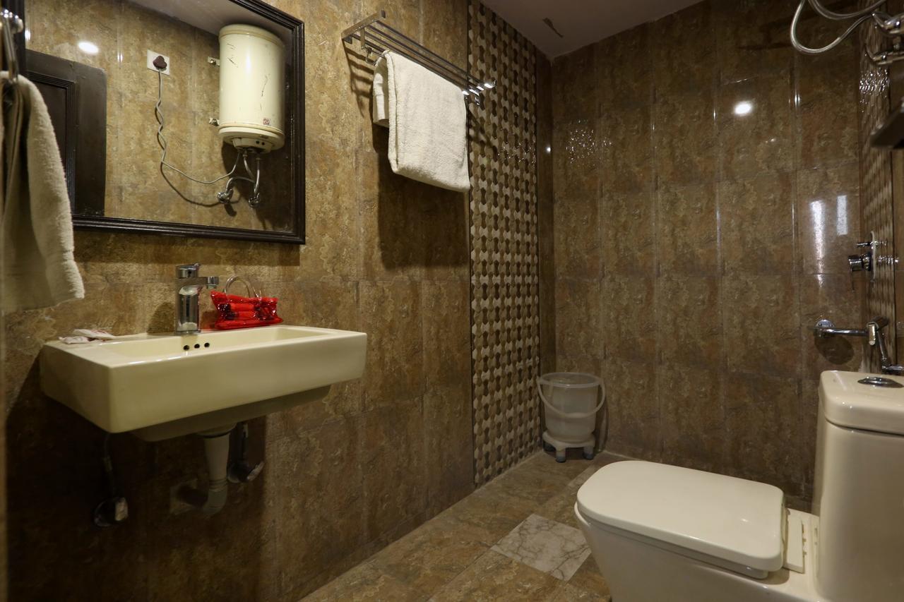 Oyo 3538 Hotel Mahamaya Simlá Kültér fotó