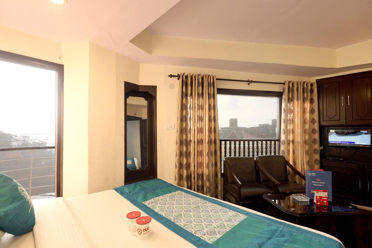 Oyo 3538 Hotel Mahamaya Simlá Kültér fotó