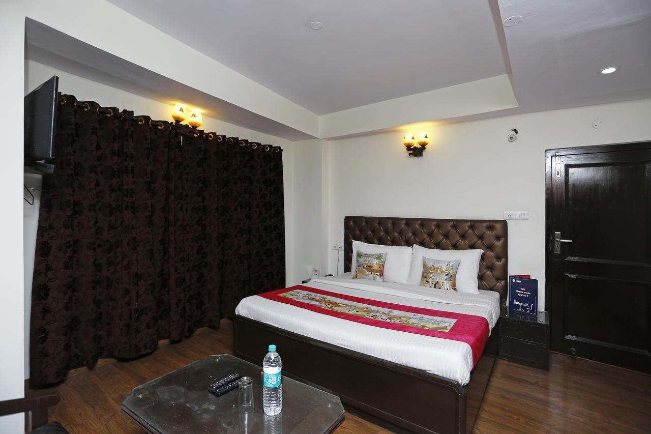 Oyo 3538 Hotel Mahamaya Simlá Kültér fotó