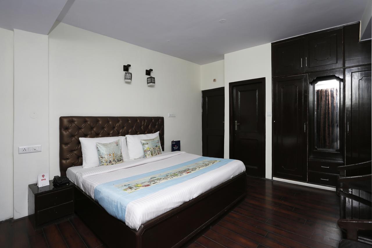 Oyo 3538 Hotel Mahamaya Simlá Kültér fotó