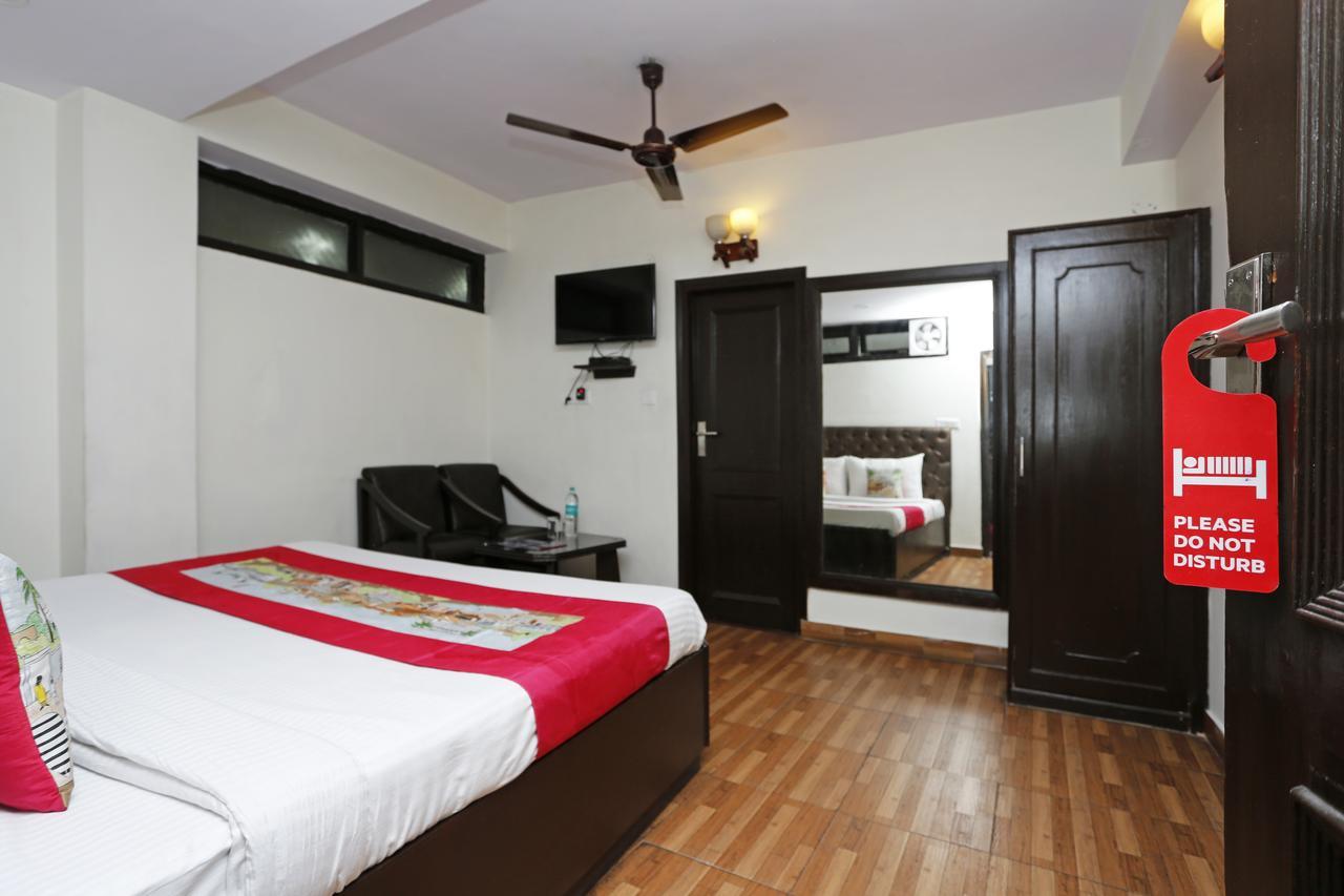 Oyo 3538 Hotel Mahamaya Simlá Kültér fotó
