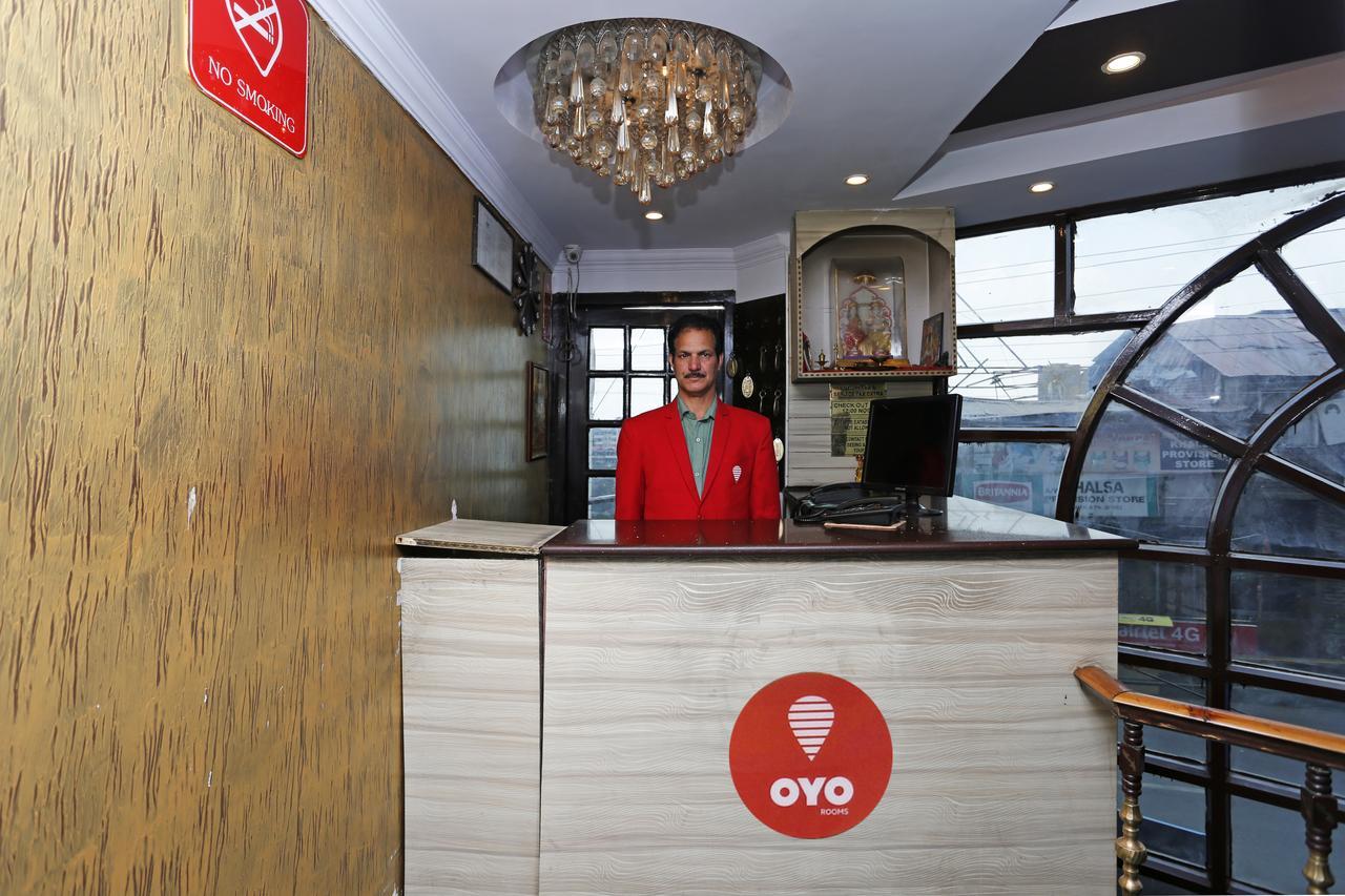 Oyo 3538 Hotel Mahamaya Simlá Kültér fotó
